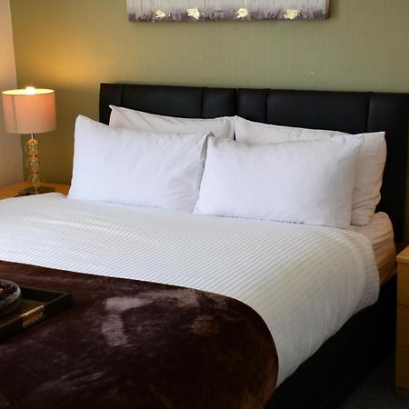 Sm Dreams Unlimited Serviced Accommodation- Stanwell-Staines-Heathrow Екстер'єр фото