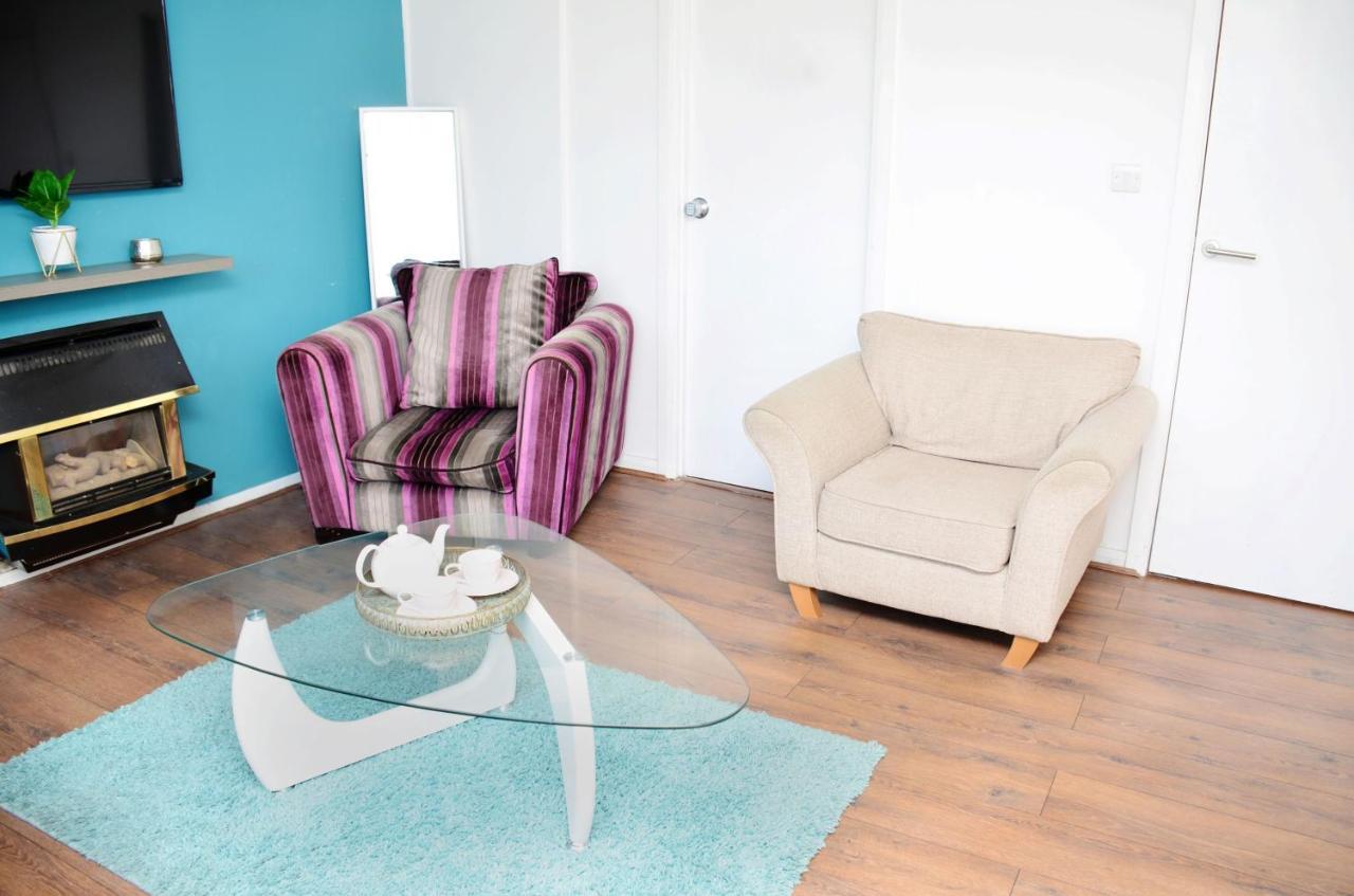 Sm Dreams Unlimited Serviced Accommodation- Stanwell-Staines-Heathrow Екстер'єр фото