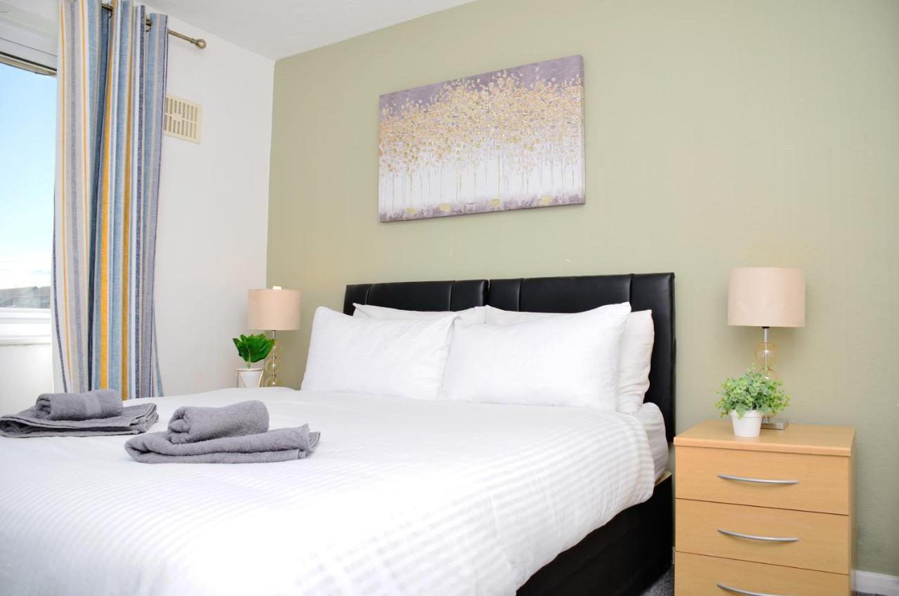 Sm Dreams Unlimited Serviced Accommodation- Stanwell-Staines-Heathrow Екстер'єр фото